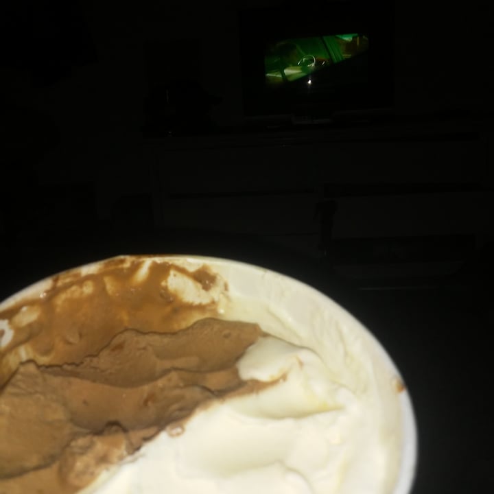 review photo of Sei Tu Sei Tu Vegan Vainilla y Chocolate con Almendras shared by @yulir00 on 19 Jan 2022 - review