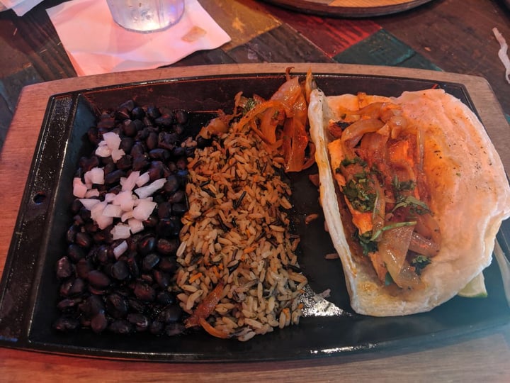 photo of Nacho Daddy Vegan Chick’n Tacos (2) shared by @motorcitypanda on  28 Aug 2019 - review