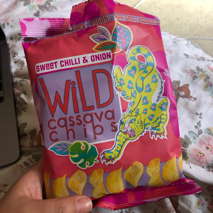 photo of Wild cassava chips Sweet chilli and onion crisps shared by @acpvn on  13 May 2021 - review