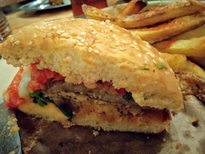 photo of SHIPIBO Bistro Amazonico Hamburguesa Amanita shared by @lerntuflai on  15 Dec 2019 - review