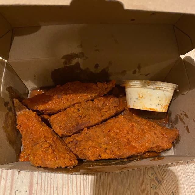 Photo of the dish “Temple Wings Buffalo”