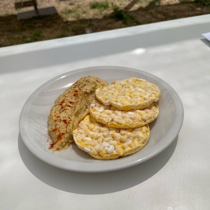 review photo of La Nuova Arca - Il Cammino Hummus con gallette gluten free shared by @dariomanni on 30 Jun 2022 - review