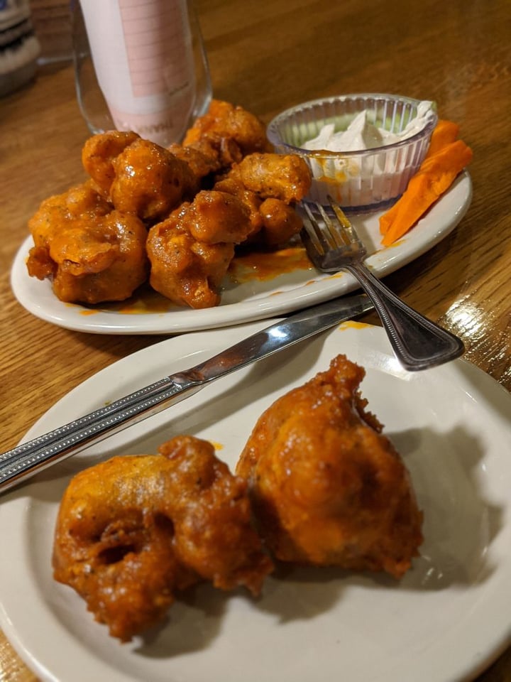 photo of Longs Peak Pub & Taphouse Cauliflower Wings shared by @somethingaboutfood on  05 Dec 2019 - review