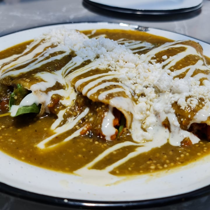 photo of Capricho sin culpa Enchiladas shared by @rams02 on  09 Jun 2021 - review