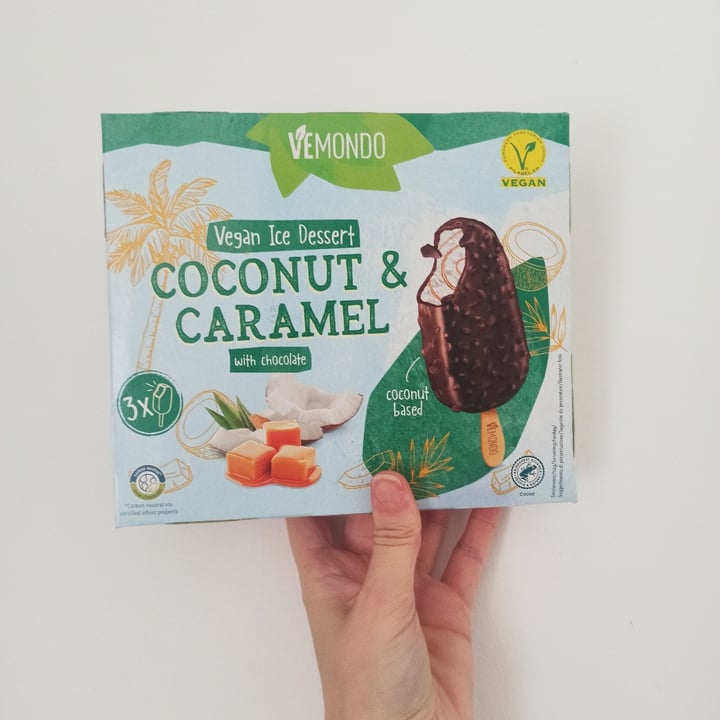 photo of Vemondo  vegan ice dessert coconut & caramel with chocolate shared by @snurry on  27 Jun 2022 - review