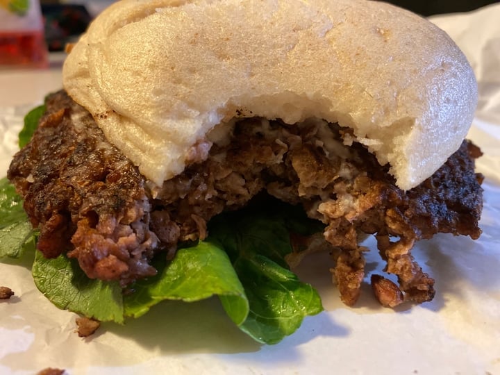 photo of remy's Remy’s Special Burger Veganised shared by @froya on  16 Apr 2020 - review