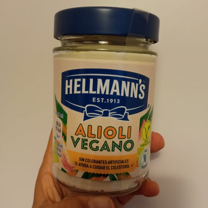 photo of Hellmann’s Alioli vegano shared by @lalocadelosgatos8 on  10 Jul 2021 - review