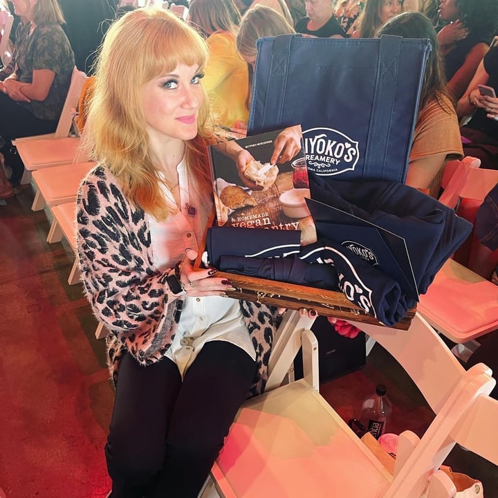 review photo shared by @oneatomicblonde on 08 Apr 2022 - post