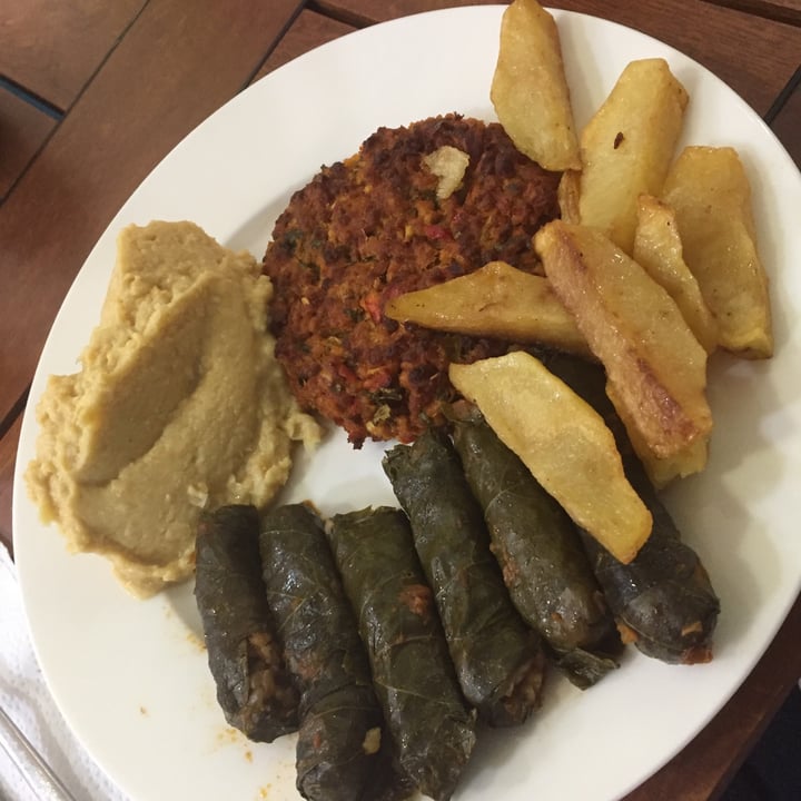 photo of Vegan Istanbul Hummus shared by @elisaznz on  19 Jun 2022 - review