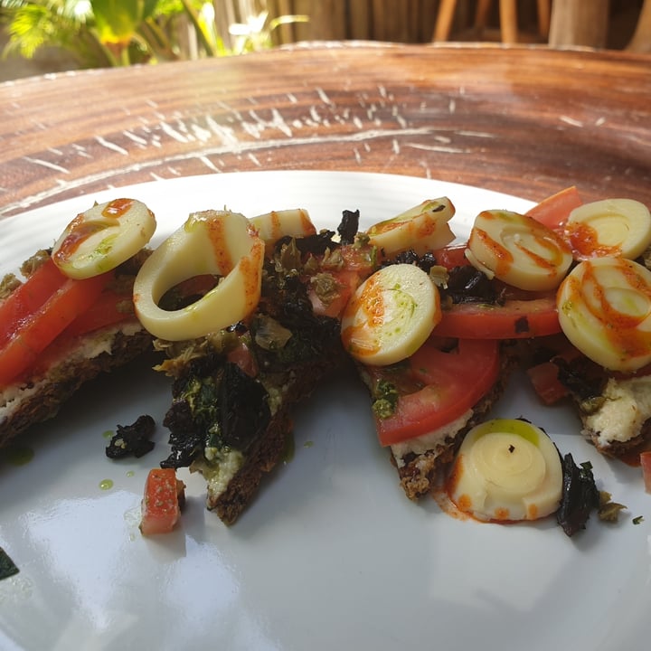 photo of Raw Love Raw pizza shared by @littleredmushroom on  13 Mar 2021 - review