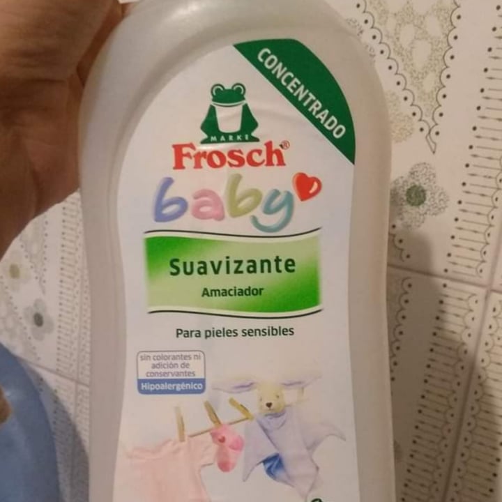 photo of Frosch Suavizante Concentrado Baby Pieles Sensibles shared by @raxel on  17 Nov 2020 - review