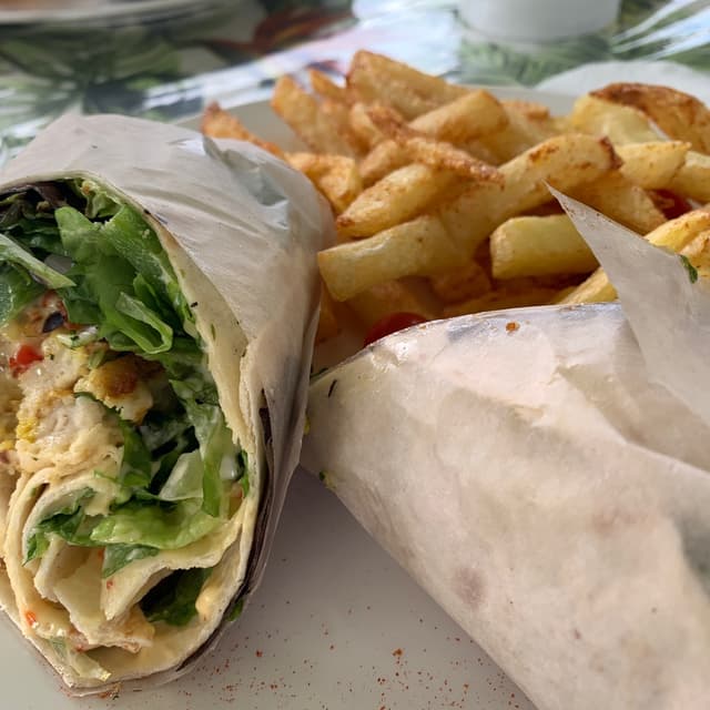 菜肴“Vegan Chicken salad wrap”的照片
