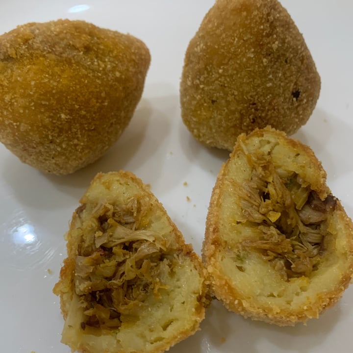 photo of Endívia Restaurante Vegetariano coxinha vegana de jaca shared by @samarzeenni on  18 Nov 2022 - review