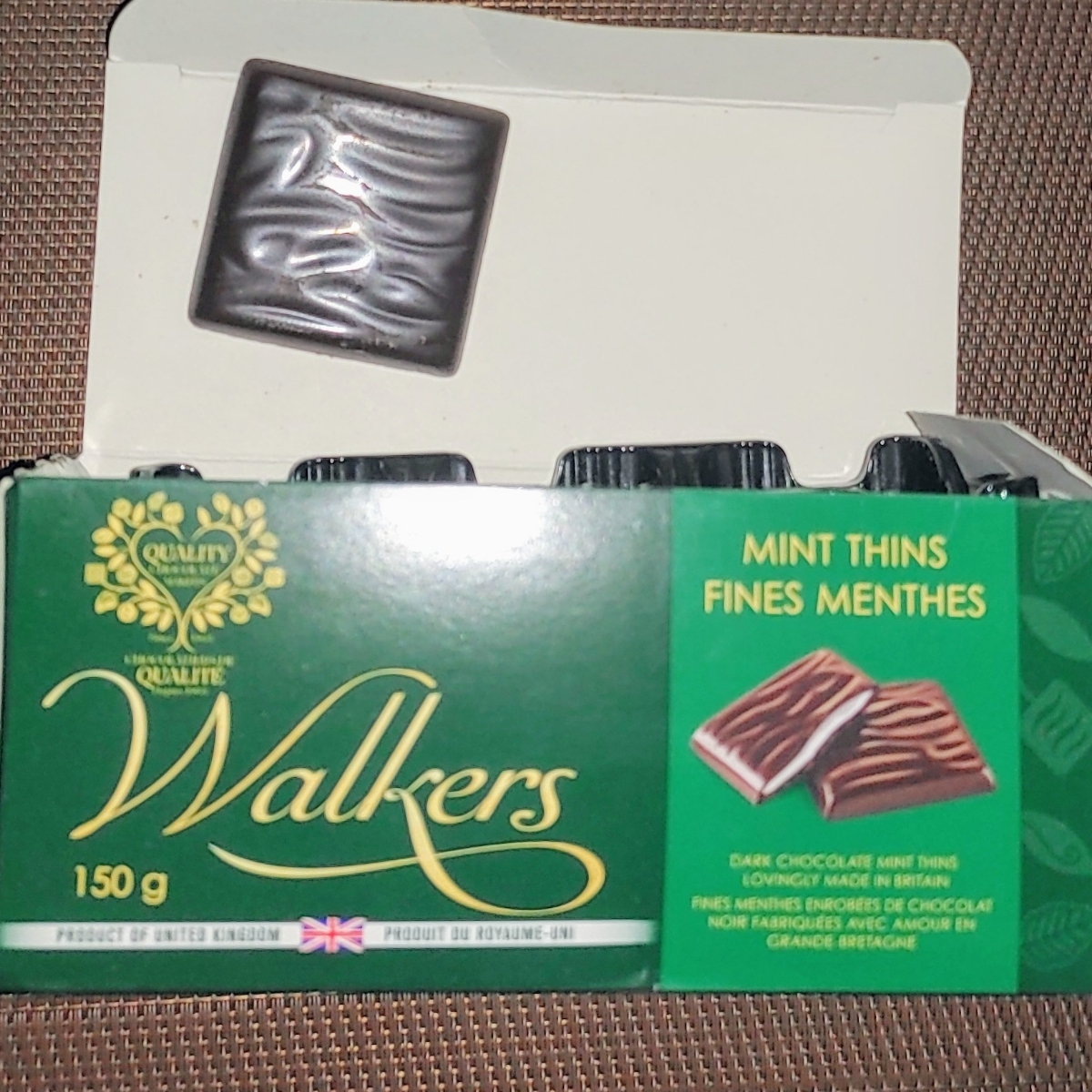 dark-chocolate-mint-cream-from-walkers-vegan-product-reviews