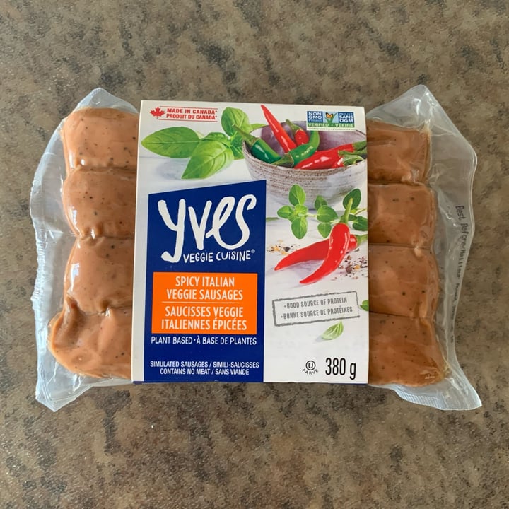 photo of Yves Veggie Cuisine Spicy Italian Veggie Sausages shared by @louisg on  15 Oct 2022 - review