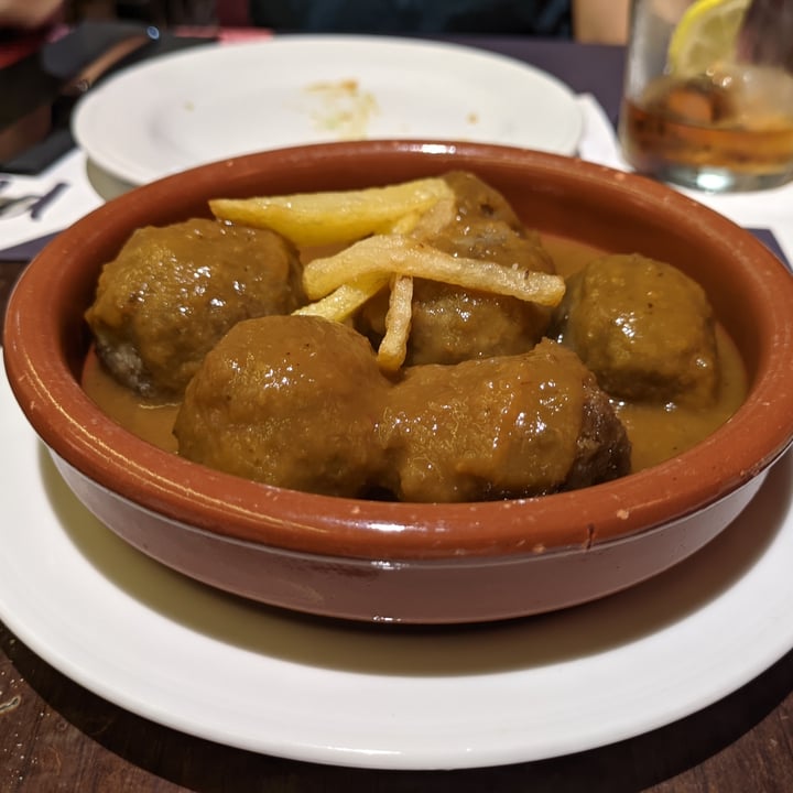 review photo of Taberna "El Parral" Albóndigas de berengena en salsa shared by @mfs on 19 Aug 2022 - review