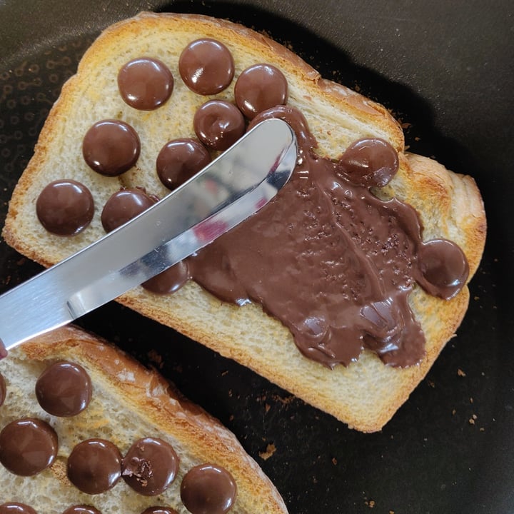 review photo of Ugami Mercado Natural Gotas de Chocolate shared by @acamilapires on 02 Aug 2021 - review