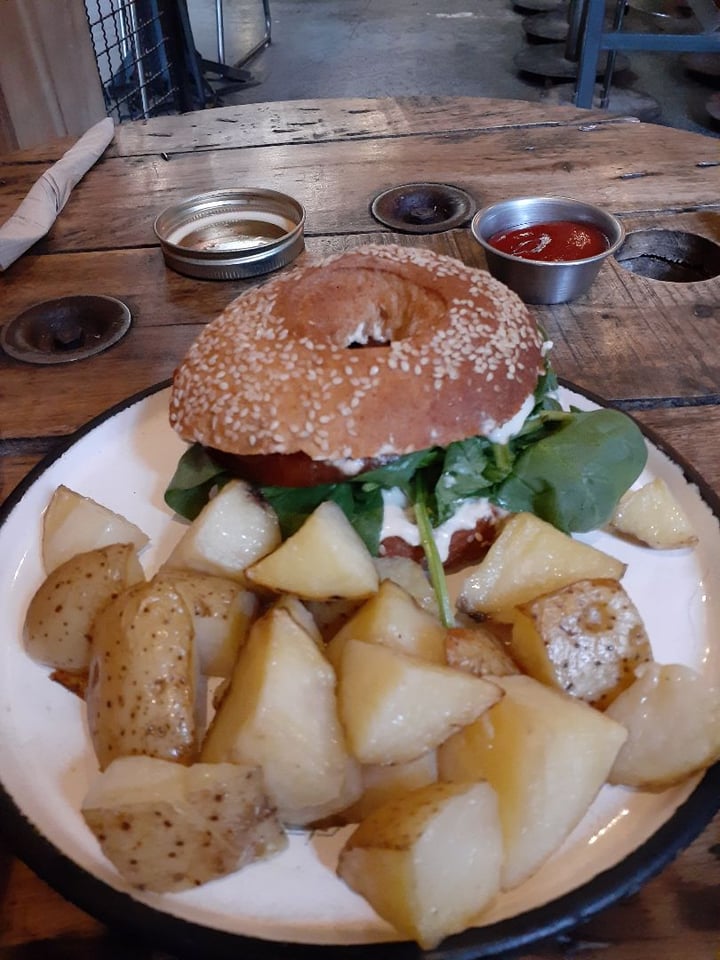 photo of Estilo Veggie Bagel de Mar shared by @java on  03 Feb 2020 - review