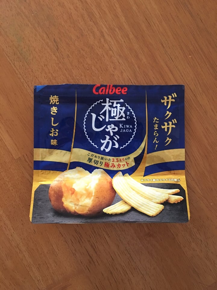 photo of Calbee 極じゃが焼き塩味 shared by @truphotos on  03 Feb 2020 - review