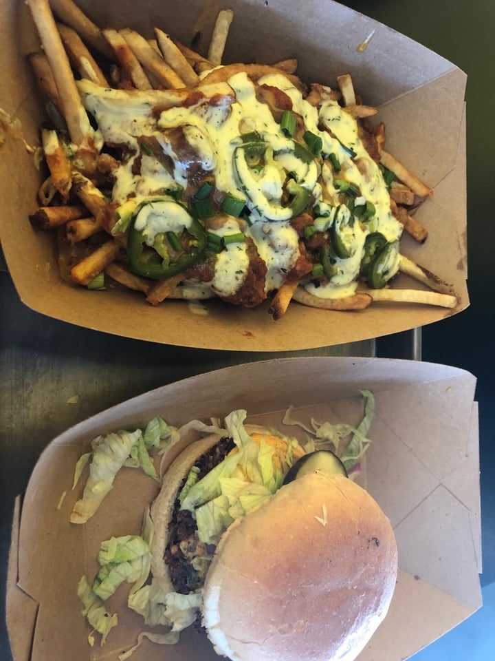 review photo of Dirt Burger Chili Cheese Fries shared by @meghanmc on 21 Dec 2019 - review