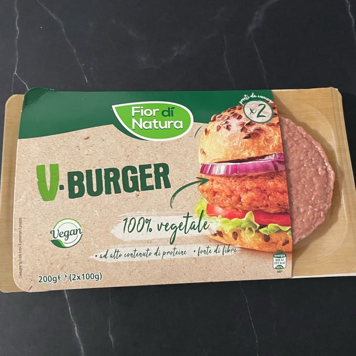 photo of Fior di Natura V-Burger shared by @iremoyenage on  21 Mar 2022 - review