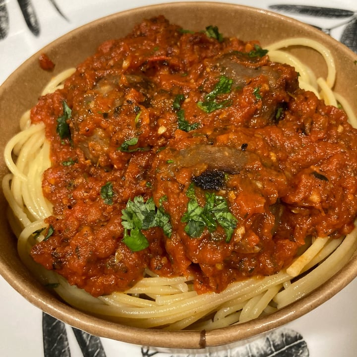 photo of Scalzini's Pizza Vegan Spaghetti & Meatballs shared by @mailidyer on  06 Oct 2021 - review