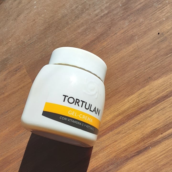 photo of Tortulan Gel crema hidratante con Vitamina C y Retinol shared by @veganrules on  14 Dec 2020 - review