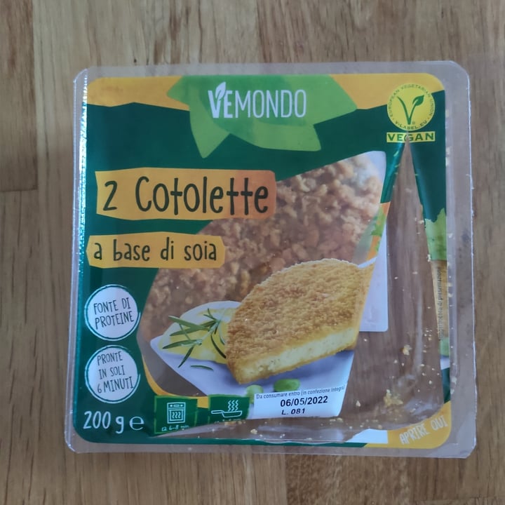 photo of Vemondo 2 Cotolette a Base di Soia shared by @makino on  07 Apr 2022 - review