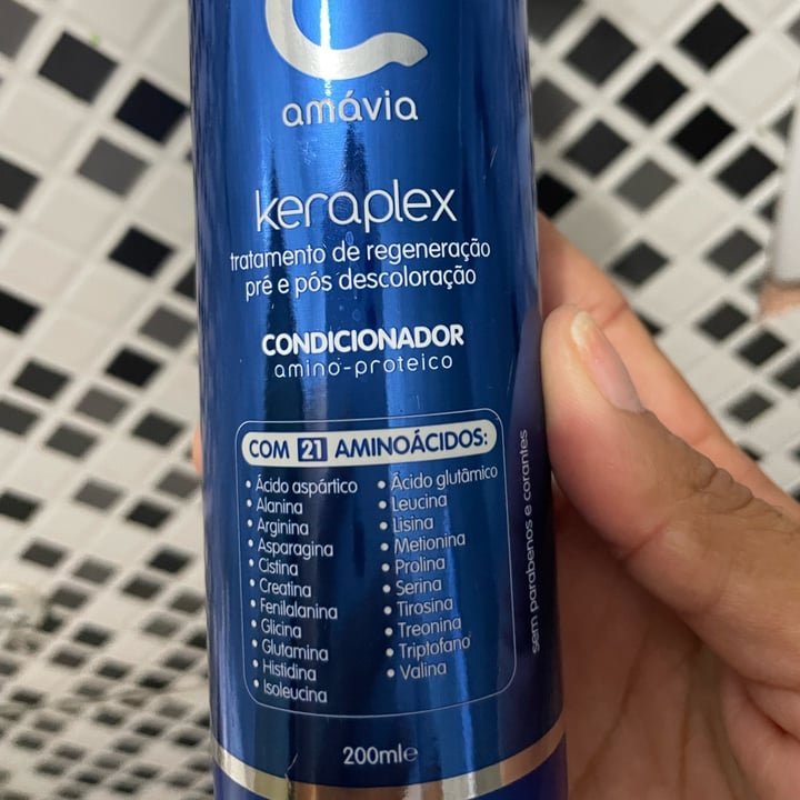 review photo of Amávia kereplex condicionador shared by @wivia on 28 Jun 2022 - review