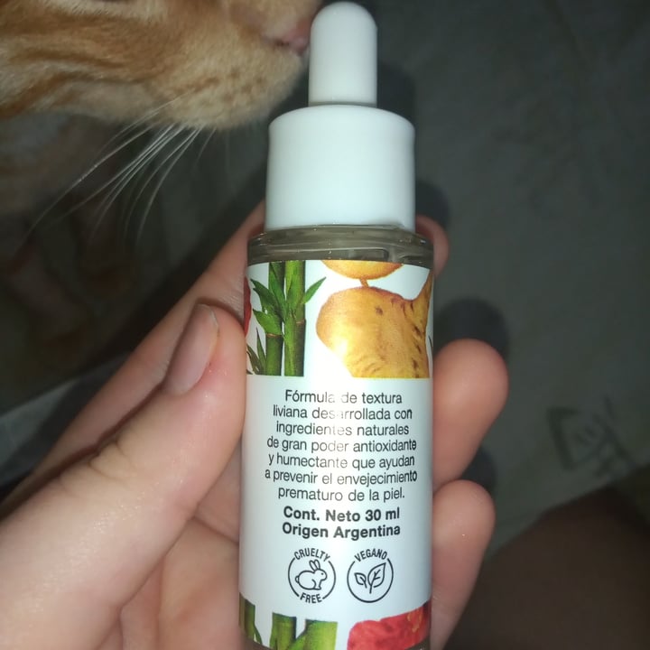 review photo of Violetta cosméticos Violetta, Línea Bevegan shared by @candemecqui on 13 Sep 2021 - review