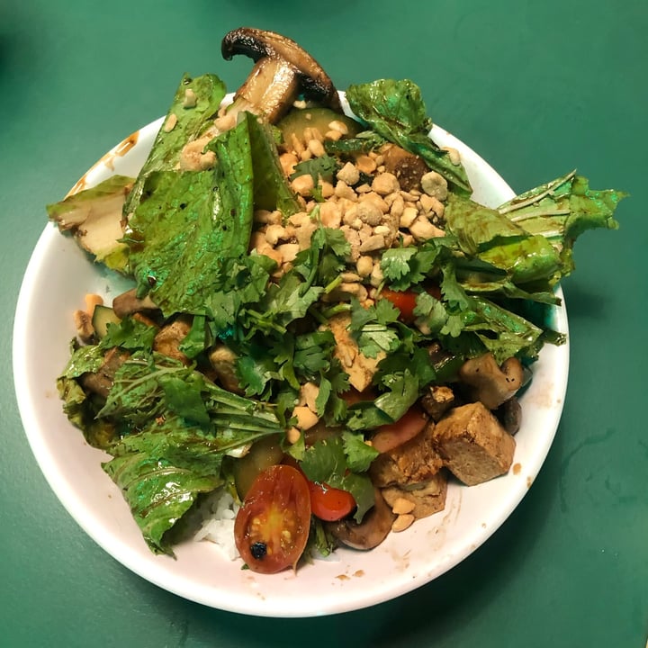 photo of Saigon Noodle Bar Saigon Bowl Con Tofu shared by @lorayne26 on  04 Mar 2022 - review