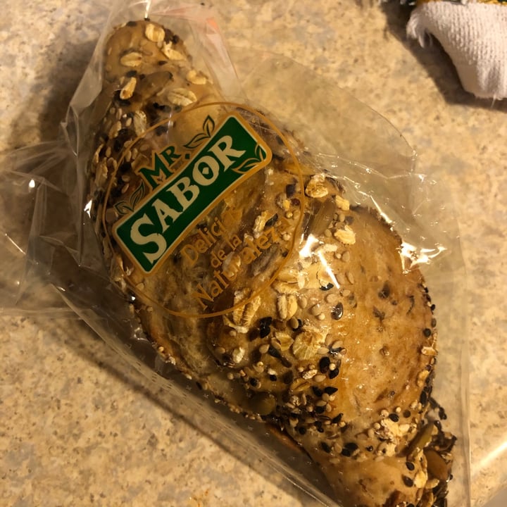 review photo of Mr sabor Bolillo Masa Madre shared by @baleysure on 02 Mar 2021 - review