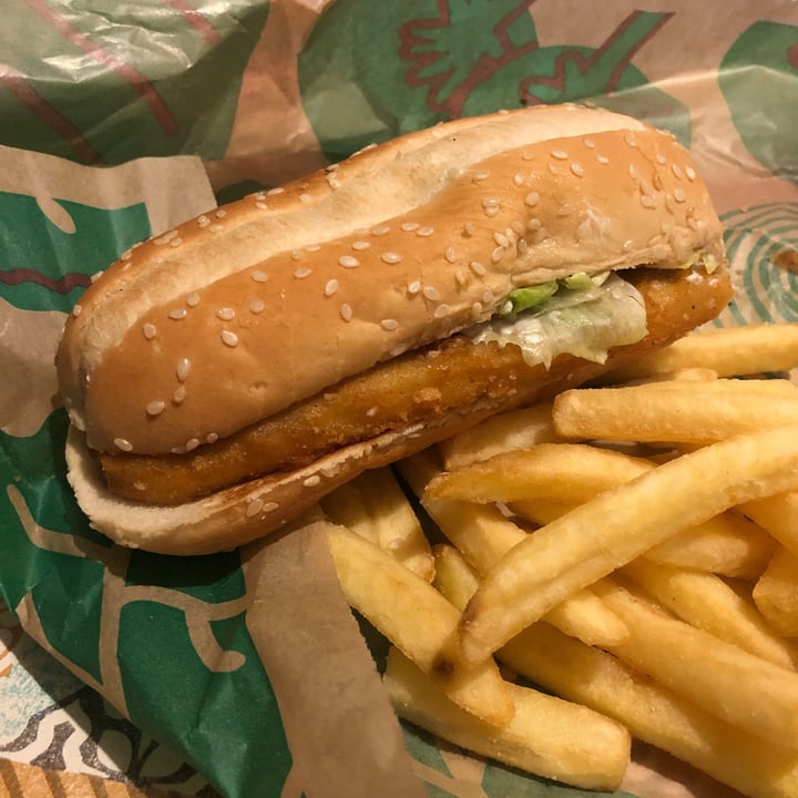 photo of Burger King Long Vegetal shared by @lulaslk on  21 Oct 2021 - review