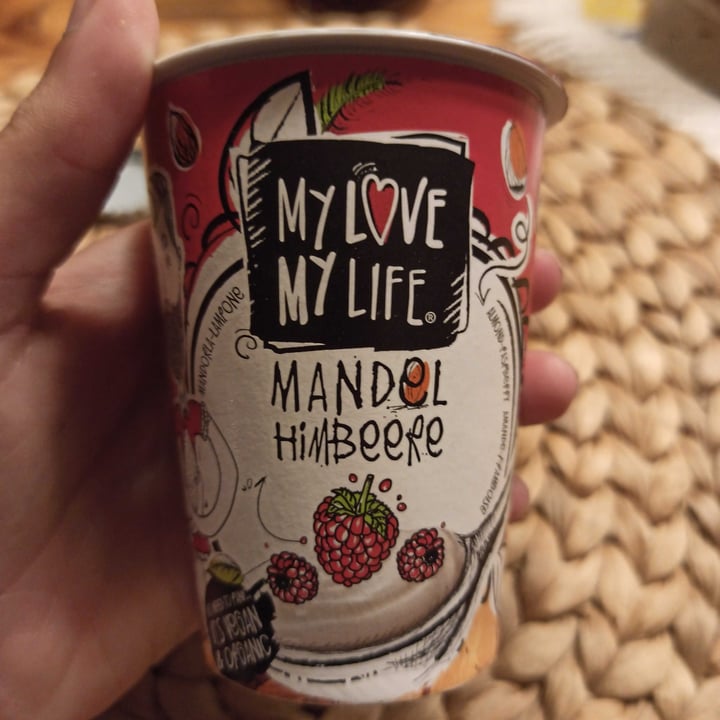 photo of My Love My Life Mandel himbeere shared by @identidadviajera on  28 Aug 2020 - review