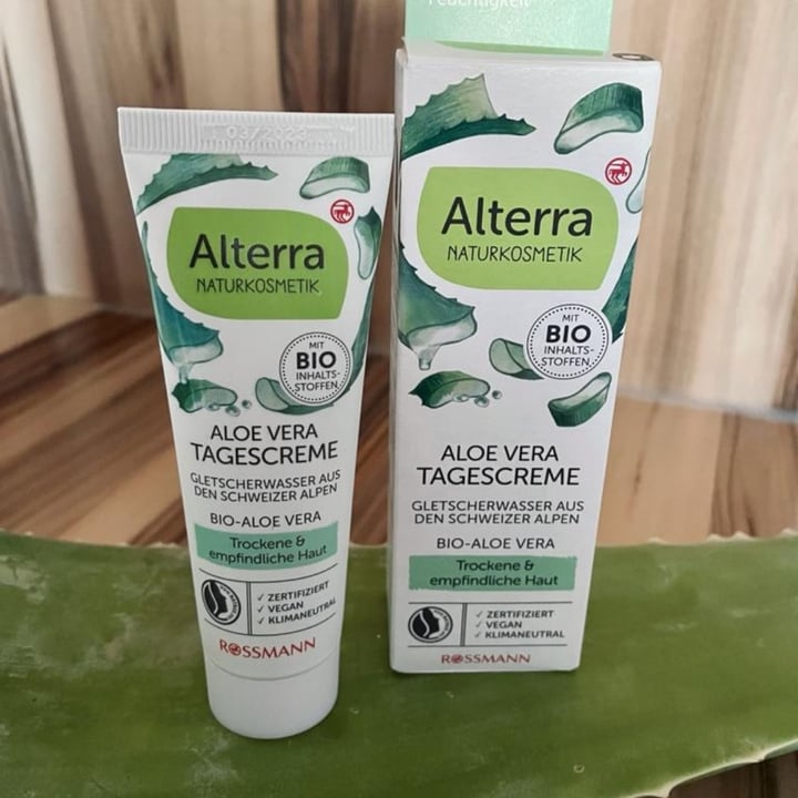 review photo of Alterra Tagescreme, Bio Aloe Vera & Gletscherwasser shared by @animaldefender2019 on 16 Jun 2021 - review