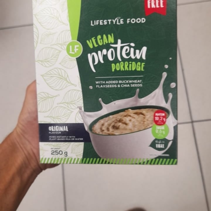 photo of Lifestyle Food vegan protein porridge shared by @earthchild24 on  21 Oct 2022 - review