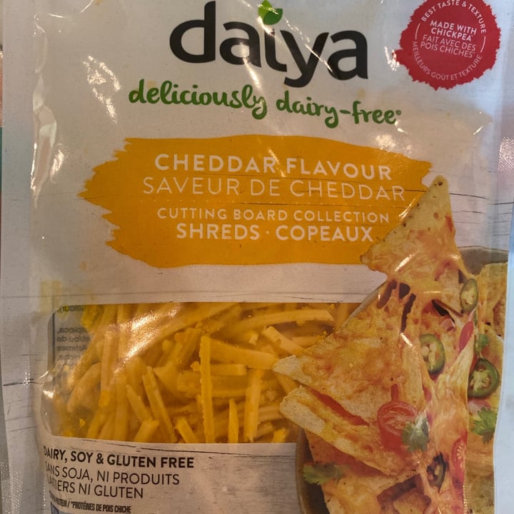 photo of Daiya Cheddar flavour cutting board collection shreds shared by @blackgoatsanctuary on  17 Jun 2021 - review