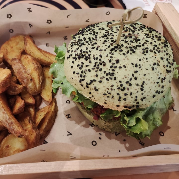 photo of Flower Burger Jungle burger shared by @cmire on  25 Jun 2022 - review