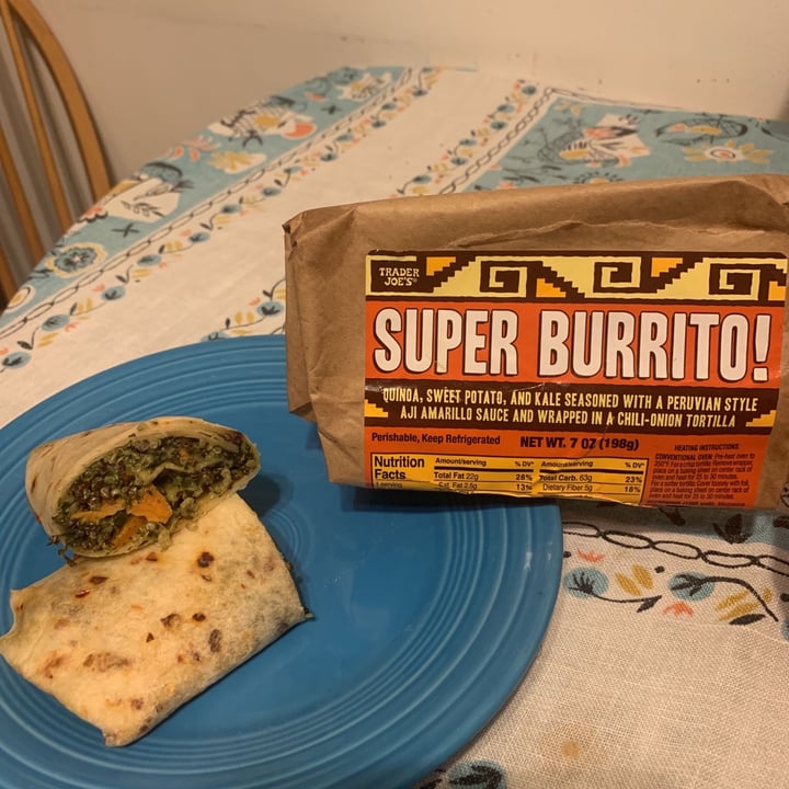 photo of Trader Joe's Super Burrito shared by @bananarosie on  29 Sep 2020 - review