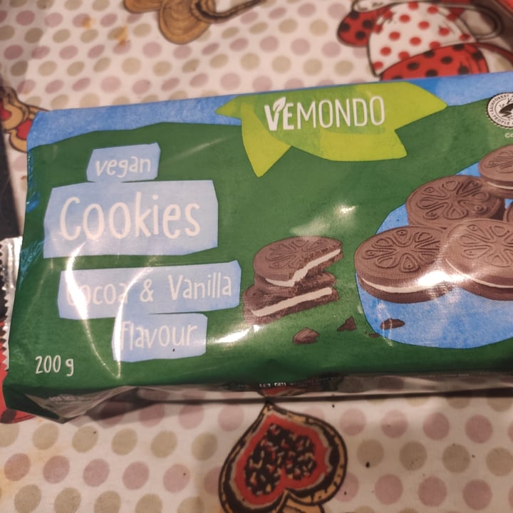 photo of Vemondo Vegan Cookies Cocoa & Vanilla Flavour shared by @eleda91 on  26 Mar 2022 - review