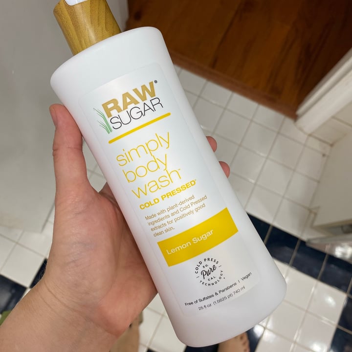 photo of Raw Sugar Simply Body Wash Lemon Sugar shared by @amandalrsmith on  27 Jun 2021 - review