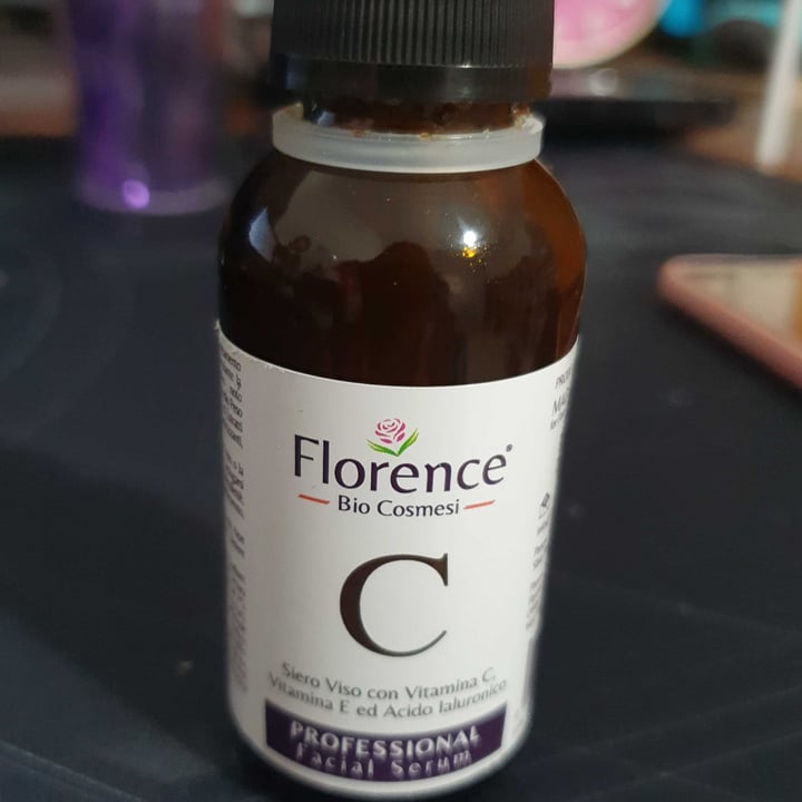 photo of Florence Bio Cosmesi Siero Viso Vitamina C e Acido ialuronico shared by @crystalcullen on  27 May 2022 - review