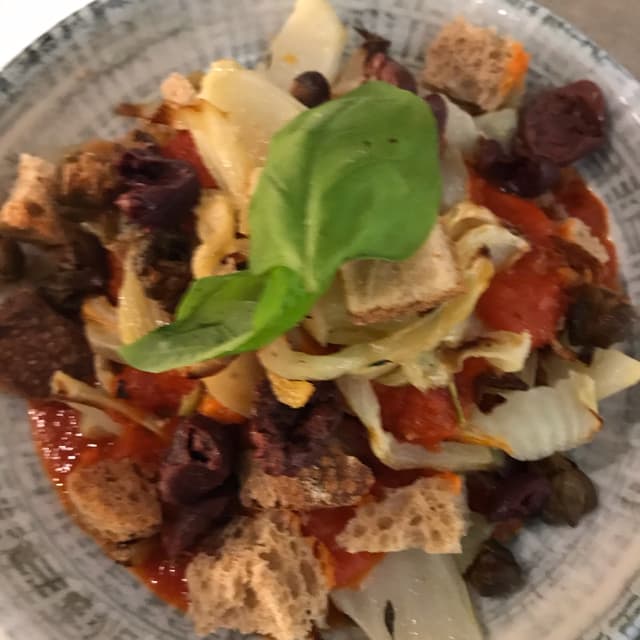 Foto del piatto “Finocchi alla puttanesca”