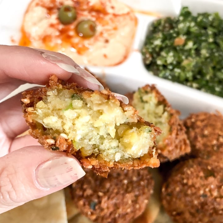 review photo of Family Restaurant Mediterranean Food Falafel Platter (order dairy-free) shared by @jaemse on 13 Mar 2020 - review