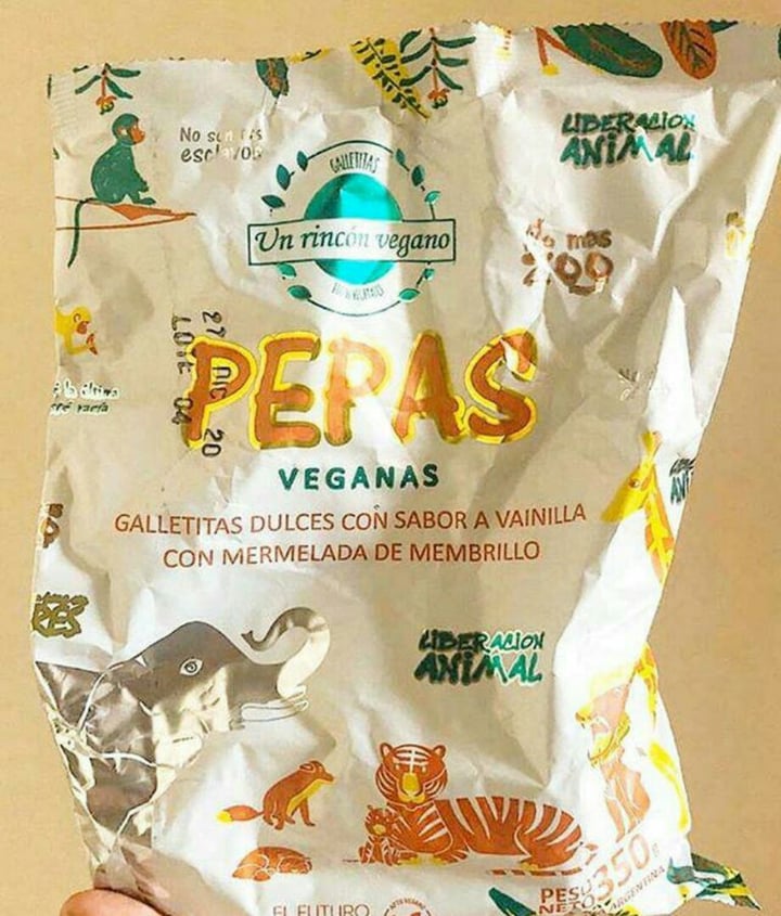 photo of Un Rincón Vegano Pepas Galletitas Dulces con Sabor a Vainilla con Mermelada de Membrillo shared by @lourdesconza on  28 Mar 2020 - review