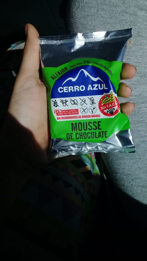 photo of Cerro Azul Alfajor Mousse de Chocolate shared by @yanifrida on  09 Dec 2019 - review