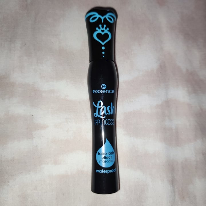 review photo of Essence Lash Princess Waterproof shared by @nella02 on 28 Jun 2022 - review