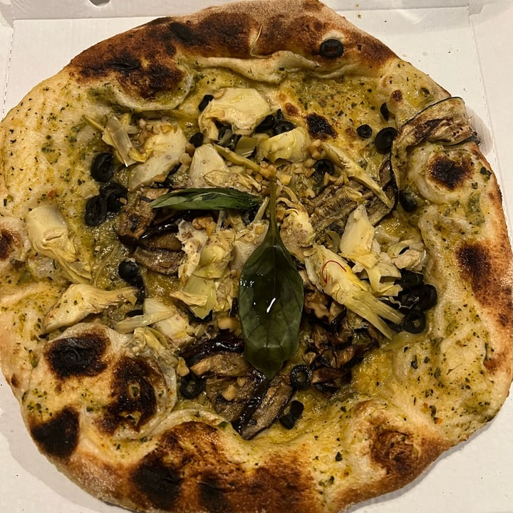 photo of Pizzeria Emiliano Di Ciano pizza vegana shared by @moccymoccy on  24 Aug 2022 - review