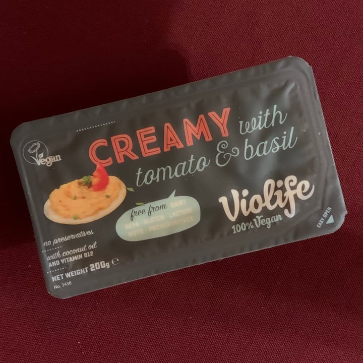 photo of Violife Creamy Tomato and basil shared by @belenroca on  05 Mar 2021 - review