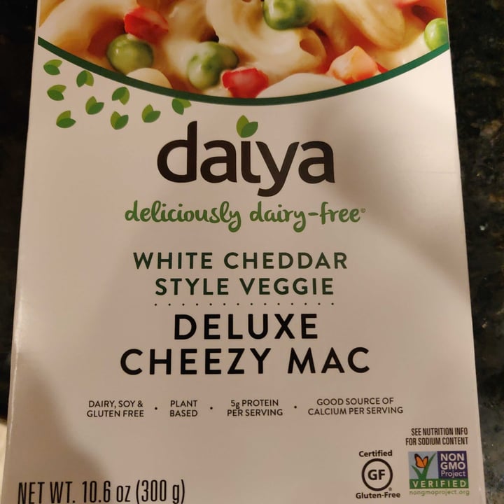 photo of Daiya White Cheddar Style Veggie Deluxe Cheezy Mac shared by @swegan on  05 Sep 2021 - review